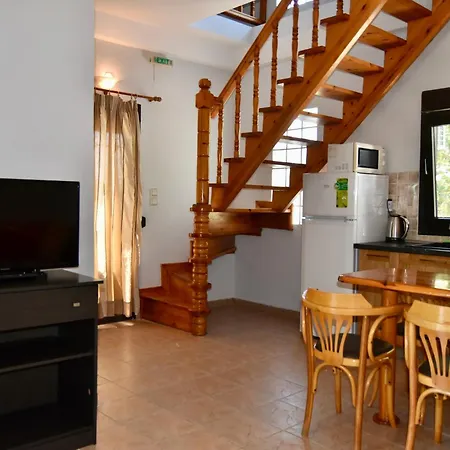 Apartahotel Oneiro Zois Prínos