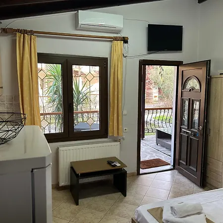 Oneiro Zois Apartahotel